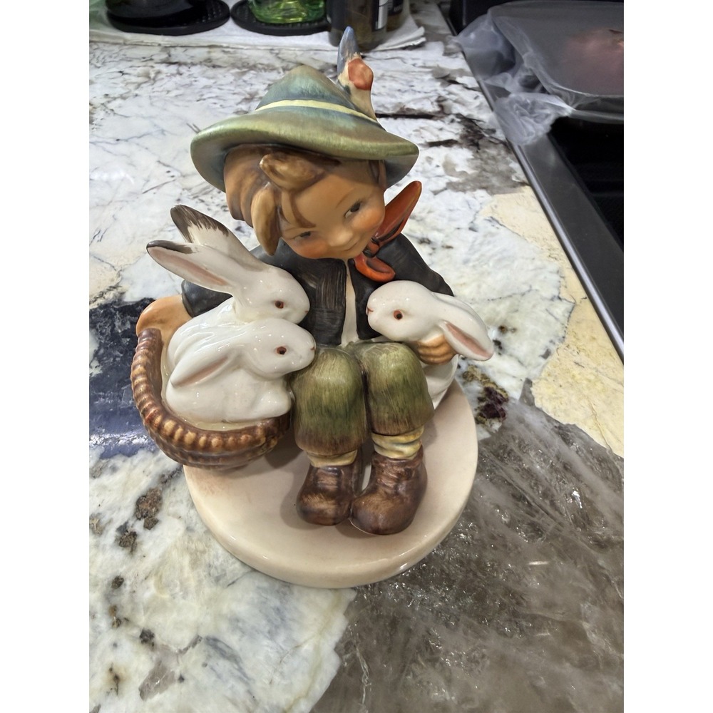 Hummel Goebel Figurine Playmates Bunnies W Germany 58/1 Rabbit Cuddles 4.25"